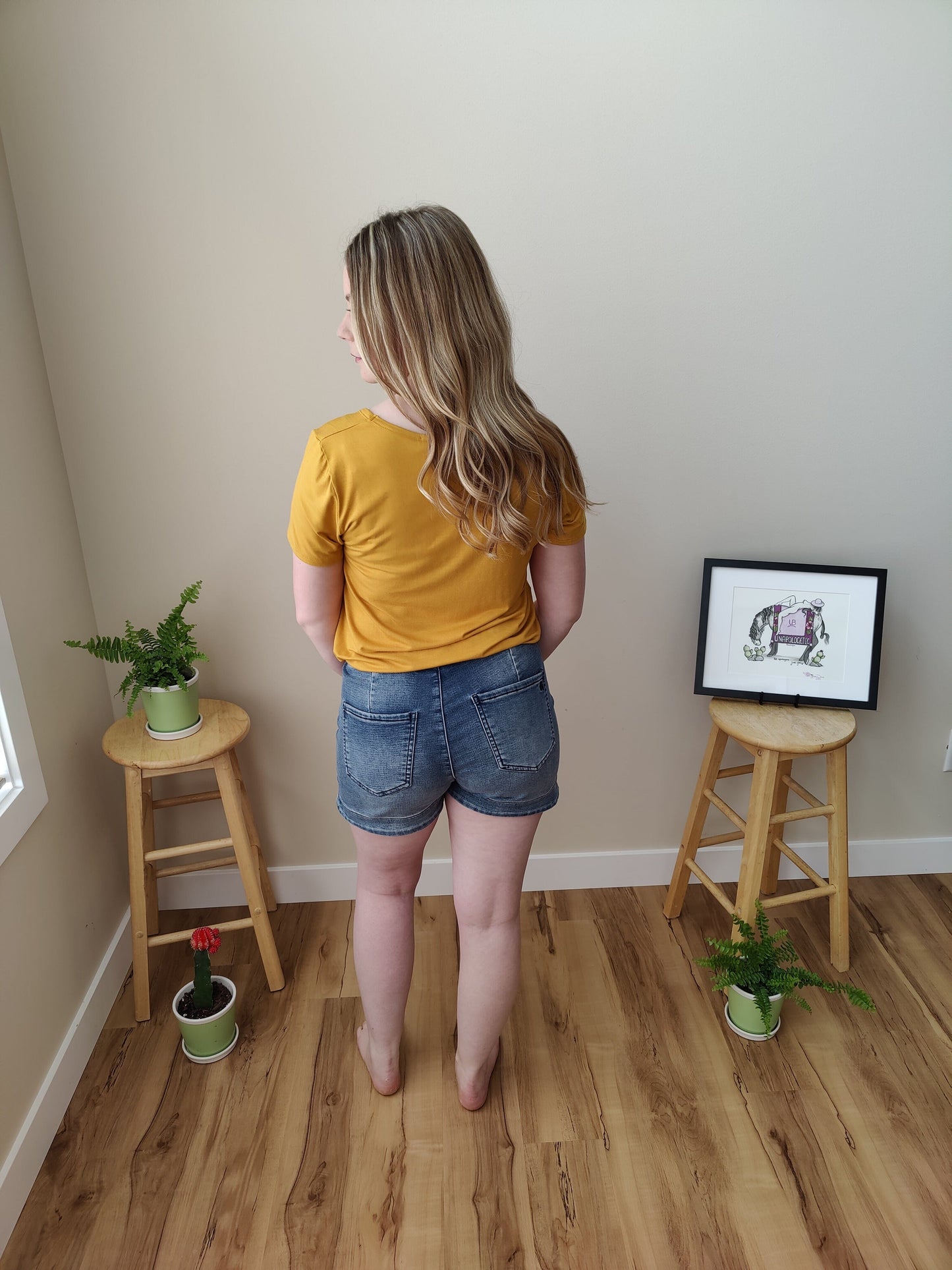 Ultimate Denim Shorts - Mid-Wash Shorts Grace & Lace