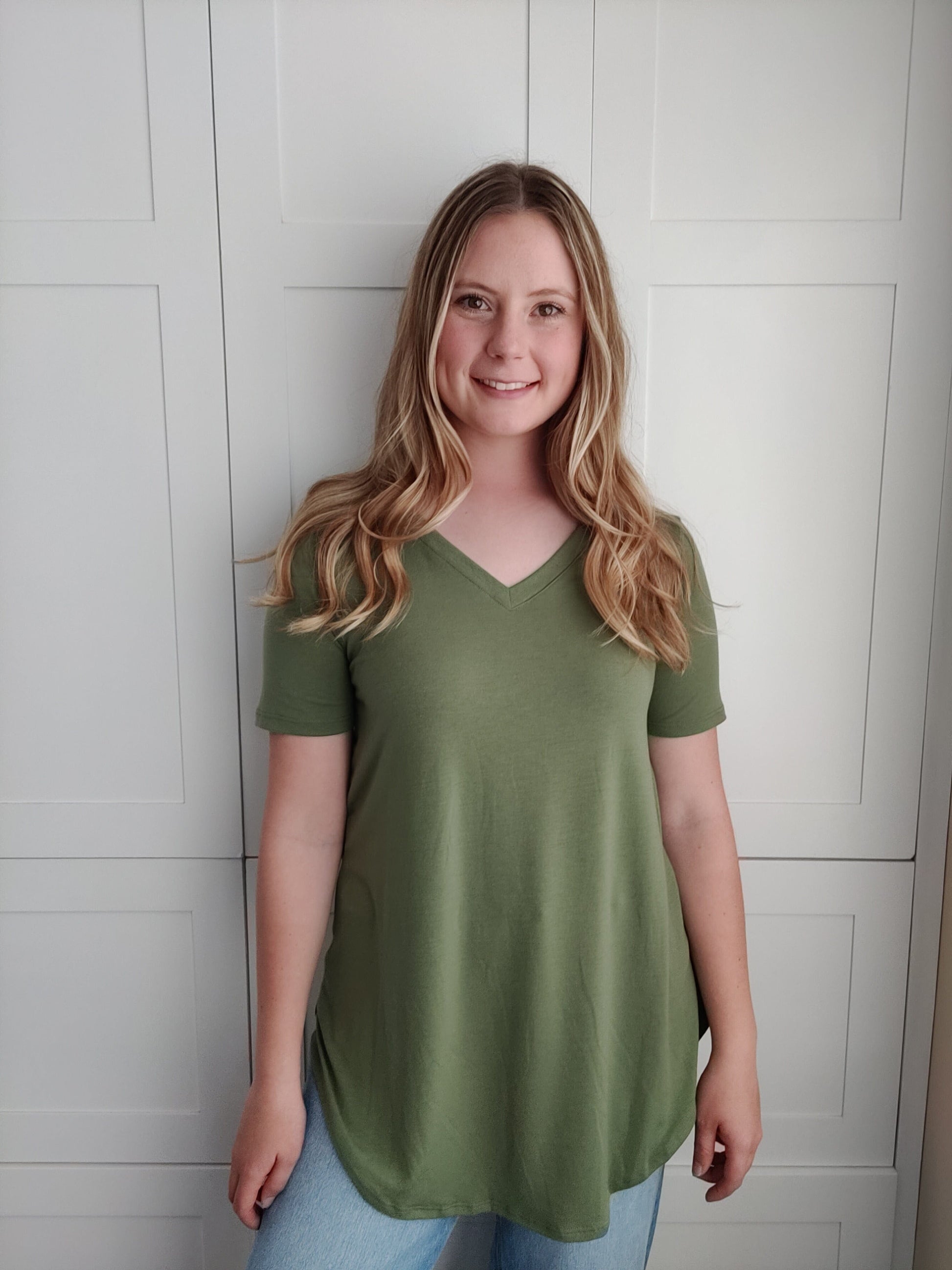 Jenny V-Neck Tee - Olive Green tee Zenana 